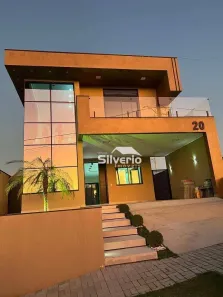 Sobrado com 4 Quartos à venda, 223m² no Parque Residencial Maria Elmira, Caçapava