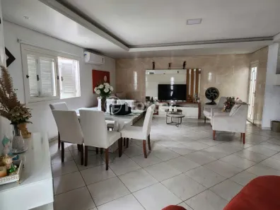 Casa com 5 Quartos à venda, 185m² no Glória, Porto Alegre
