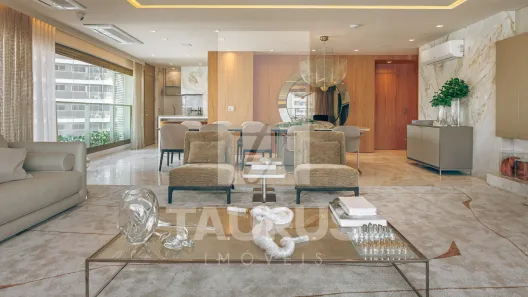 Apartamento com 3 Quartos à venda, 220m² no Moema, São Paulo