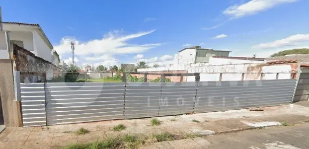 Lote/Terreno à venda, 808m² no Nossa Senhora Aparecida, Uberlândia