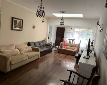 Casa com 3 Quartos à venda, 260m² no Jardim Avelino, São Paulo