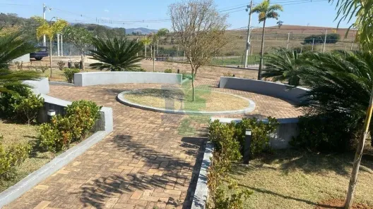 Lote/Terreno à venda, 300m² no Parque Residencial Maria Elmira, Caçapava