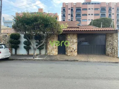 Casa com 3 Quartos para alugar, 249m² no Vila São Pedro, Americana