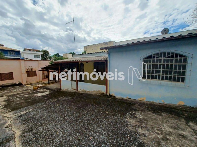 Casa com 2 quartos — Alto Caiçaras, Belo Horizonte