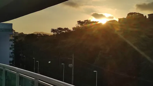 Apartamento com 4 Quartos para alugar, 127m² no Camboinhas, Niterói