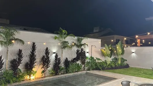 Sobrado com 5 Quartos à venda, 292m² no Jardins Madri, Goiânia