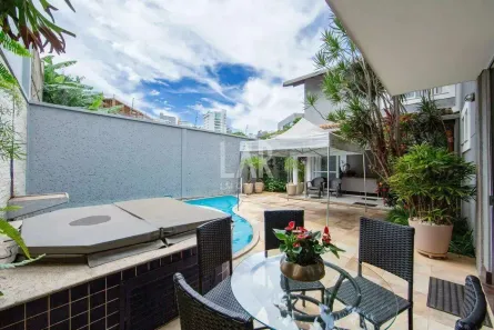 Casa com 3 Quartos à venda, 365m² no Santa Lúcia, Belo Horizonte