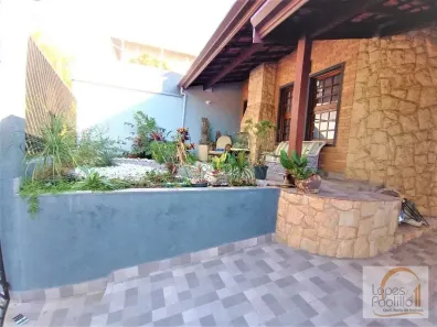 Casa com 4 Quartos à venda, 211m² no Jardim do Lago, Atibaia