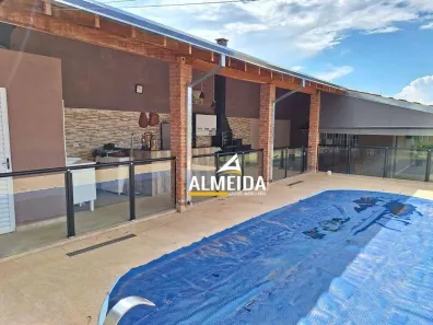 Fazenda/Sítio com 3 Quartos à venda, 380m² no Jardim Santa Maria, Rio Claro