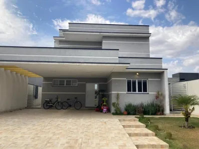 Casa de Condomínio com 4 Quartos à venda, 257m² no Piracangaguá, Taubaté