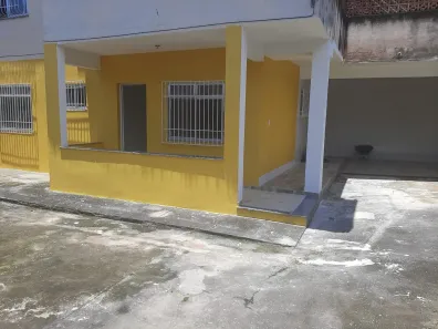 Casa com 2 Quartos à venda, 75m² no Centro, São Gonçalo