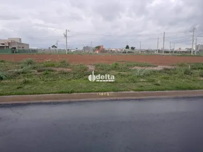 Lote/Terreno à venda, 291m² no Novo Mundo, Uberlândia