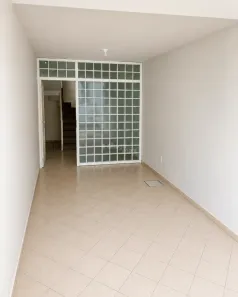 Casa com 1 Quarto para alugar, 50m² no Havaí, Belo Horizonte