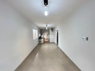 Casa com 3 Quartos à venda, 133m² no Nossa Senhora Aparecida, Uberlândia