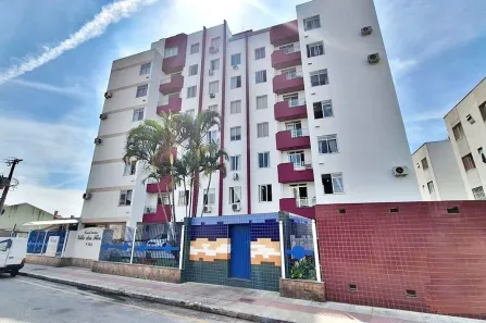 Apartamento com 2 Quartos à venda, 71m² no Praia Comprida, São José