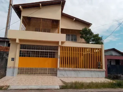 Casa com 5 Quartos à venda, 200m² no Coqueiro, Ananindeua