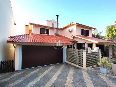 Casa com 4 Quartos à venda, 510m² no Coqueiros, Florianópolis