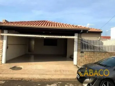 Casa com 3 Quartos à venda, 180m² no Parque Fehr, São Carlos