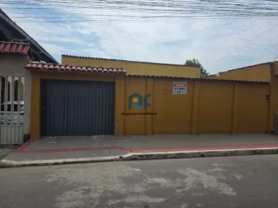 Casa com 3 Quartos à venda, 130m² no das Laranjeiras, Serra