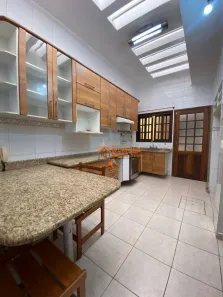 Sobrado com 3 Quartos à venda, 101m² no Jardim Gumercindo, Guarulhos