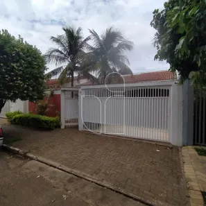 Casa com 4 Quartos à venda, 260m² no Jardim Maria Izabel, Marília