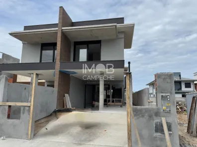 Casa com 3 Quartos à venda, 140m² no Campeche, Florianópolis