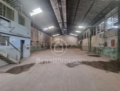 Galpão/Depósito/Armazém à venda, 830m² no Penha Circular, Rio de Janeiro
