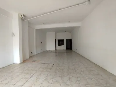 Ponto Comercial para alugar, 87m² no São João, Porto Alegre