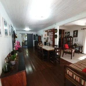 Casa com 5 Quartos à venda, 270m² no Sambaqui, Florianópolis