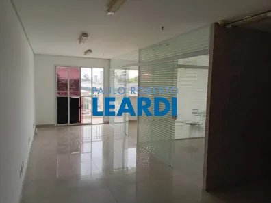 Sala Comercial à venda, 65m² no Vila Hamburguesa, São Paulo