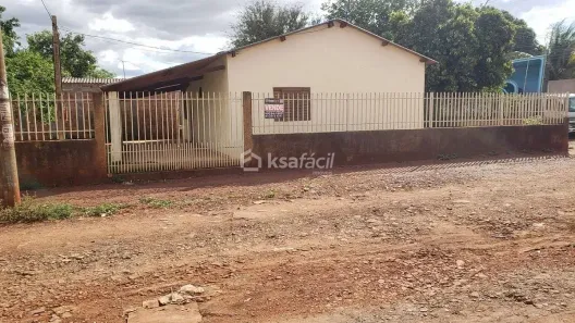 Casa com 2 Quartos para alugar, 99m² no Santa Mônica, Campo Grande