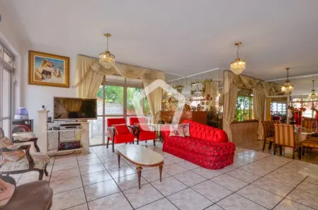 Casa com 6 Quartos à venda, 379m² no Bosque da Saúde, São Paulo
