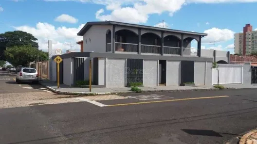 Sobrado com 3 Quartos para alugar, 267m² no Jardim Primavera, Araraquara