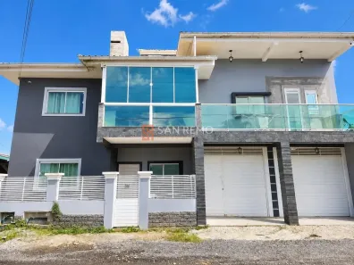 Casa com 2 Quartos para alugar, 200m² no Campeche, Florianópolis
