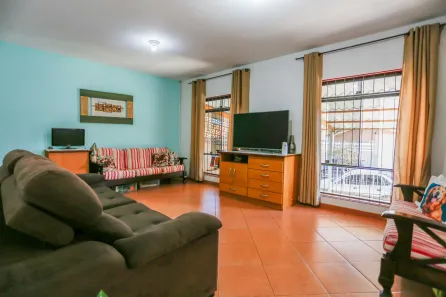 Casa com 3 Quartos à venda, 187m² no Jardim Faculdade, Sorocaba