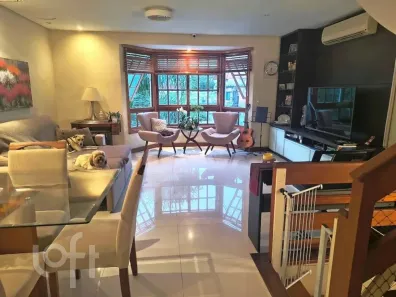 Sobrado com 3 Quartos à venda, 153m² no Chácara das Pedras, Porto Alegre