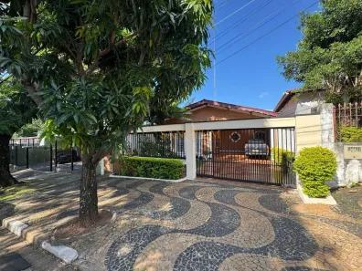 Casa com 4 Quartos à venda, 237m² no Jardim Guarani, Campinas