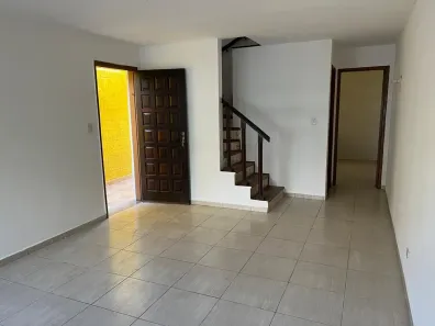 Casa com 2 Quartos à venda, 90m² no Vila Augusta, Guarulhos