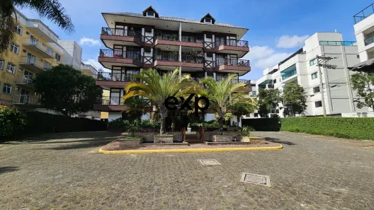 Apartamento com 3 Quartos à venda, 140m² no Pedro do Rio, Petrópolis