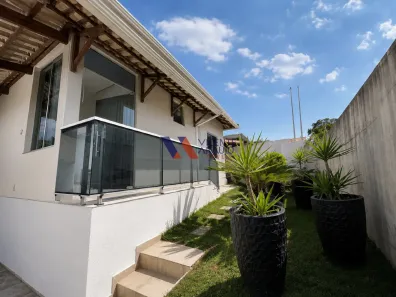 Casa com 3 Quartos para alugar, 100m² no Bom Retiro, Betim