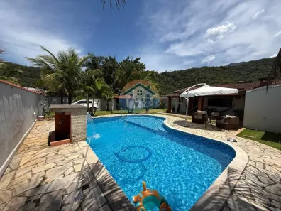 Casa com 2 Quartos para alugar, 200m² no Jardim do Sol, Caraguatatuba