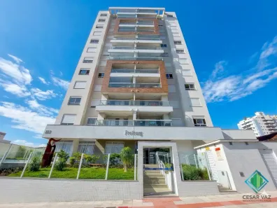 Apartamento com 2 Quartos à venda, 79m² no Barreiros, São José