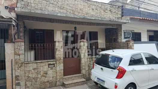 Casa com 4 Quartos à venda, 220m² no Centro, Campos dos Goytacazes