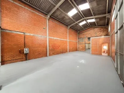Galpão/Depósito/Armazém para alugar, 600m² no Vargem Grande, Pinhais