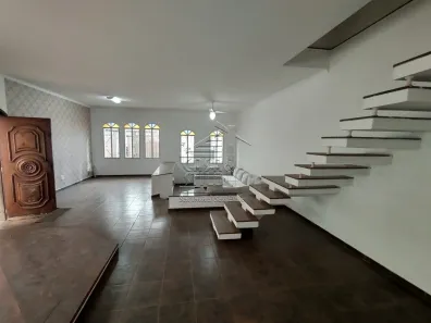 Sobrado com 4 Quartos à venda, 189m² no Vila Carrão, São Paulo