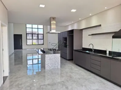 Casa com 3 Quartos para alugar, 191m² no Chácaras Alpina, Valinhos