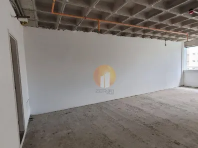 Sala Comercial para venda ou aluguel, 56m² no Dezoito do Forte Empresarial/Alphaville., Barueri