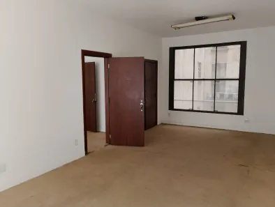 Ponto Comercial para alugar, 180m² no República, São Paulo