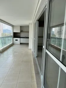 Apartamento com 3 Quartos para alugar, 235m² no Alphaville Centro Industrial e Empresarial/Alphaville., Barueri