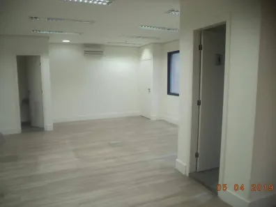 Ponto Comercial à venda, 37m² no Vila Olímpia, São Paulo